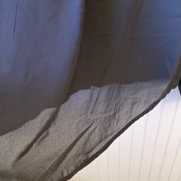 Express Women’s Button Down Semi-Sheer Shirt - Picture 3 of 3